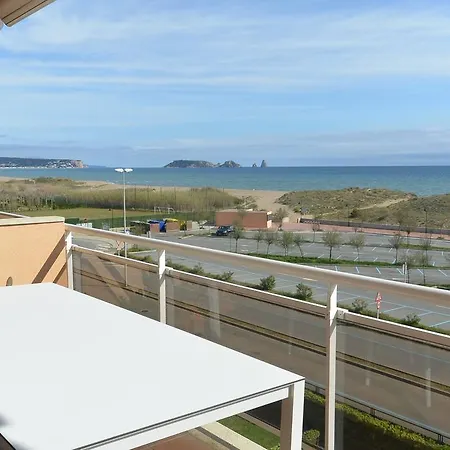 Port Duplex Apartment